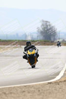 media/Jun-07-2025-TrackDaz (Sat) [[4413525952]]/C Group/240pm (Turn 9)/
